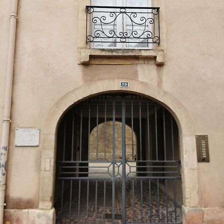 Studio En Duplex Dans Un Hotel Particulier Caen Bagian luar foto