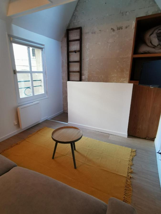 Studio En Duplex Dans Un Hotel Particulier Caen Bagian luar foto