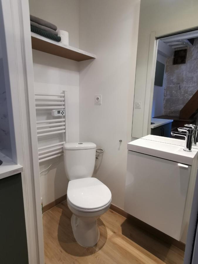Studio En Duplex Dans Un Hotel Particulier Caen Bagian luar foto