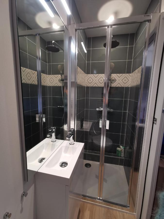 Studio En Duplex Dans Un Hotel Particulier Caen Bagian luar foto